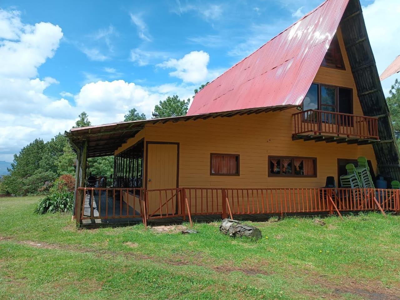 Chalets Amarelo Суеска Екстериор снимка